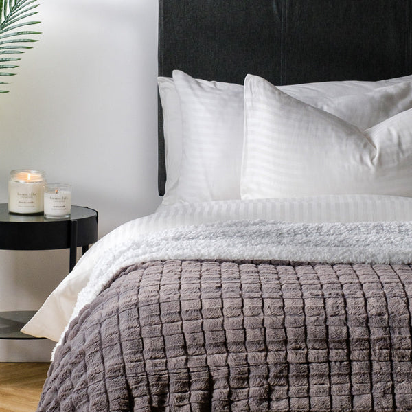 checked-faux-fur-rabbit-blanket-grey-blanket_600x600_crop_center.jpg