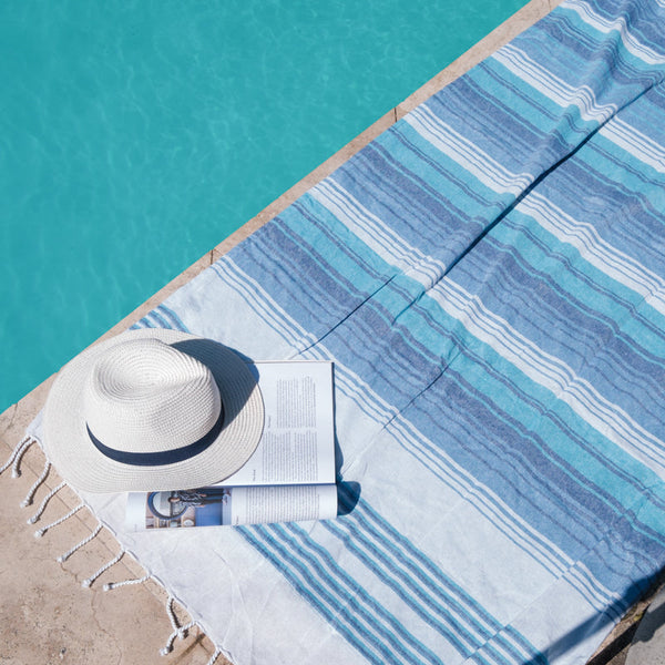 cotton-bay-stripe-backed-fouta-turquoiseroyal-blue-fouta_600x600_crop_center.jpg
