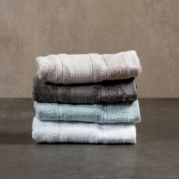 luxury-egyptian-cotton-guest-towel-towels_600x600_crop_center.jpg