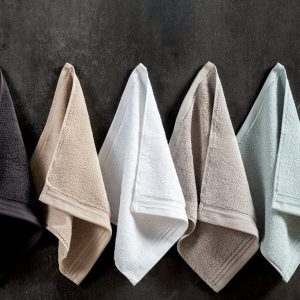 luxury-egyptian-cotton-zero-twist-guest-towel-towels-2_600x600_crop_center.jpg