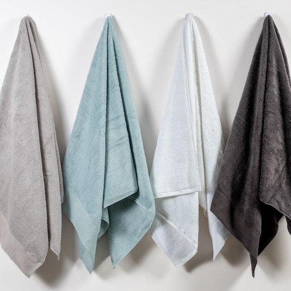 royale-luxe-collection-zero-twist-bath-sheet-towels-2_600x600_crop_center.jpg